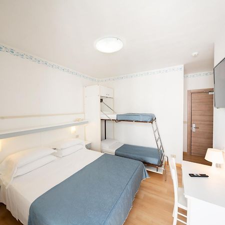 Hotel Laurin Лидо-ди-Езоло Экстерьер фото
