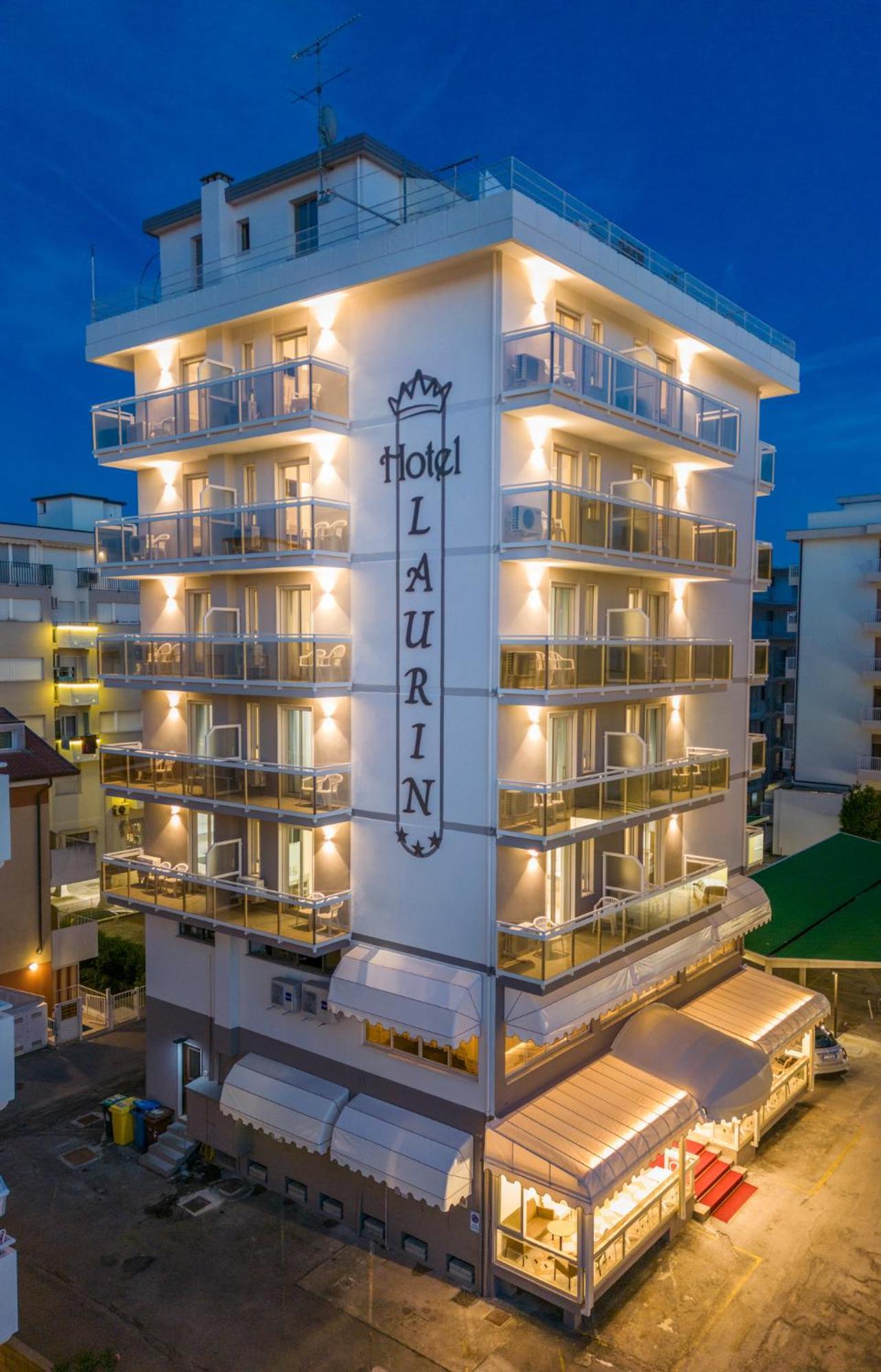Hotel Laurin Лидо-ди-Езоло Экстерьер фото
